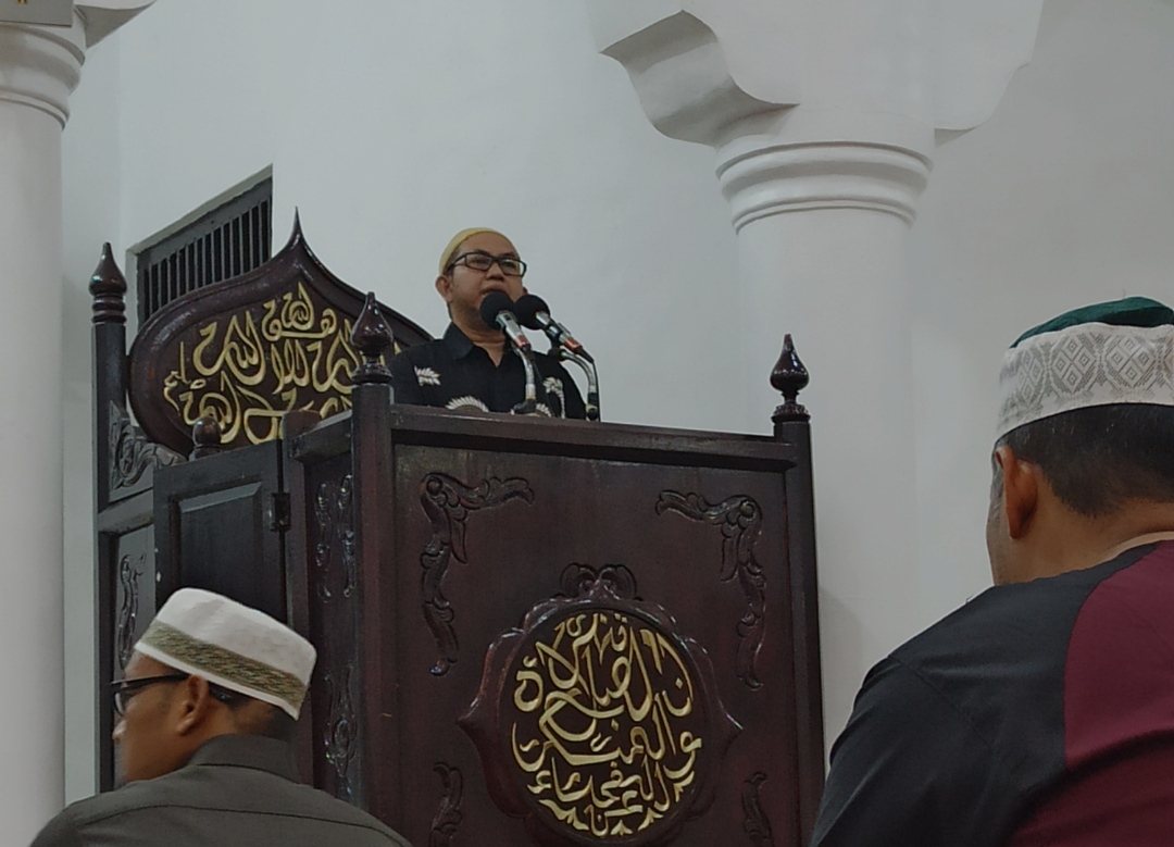 Ceramah Subuh Ramadhan, dr. Edi Hidayat Sebut Puasa Adalah Solusi Terbaik Bagi Kesehatan