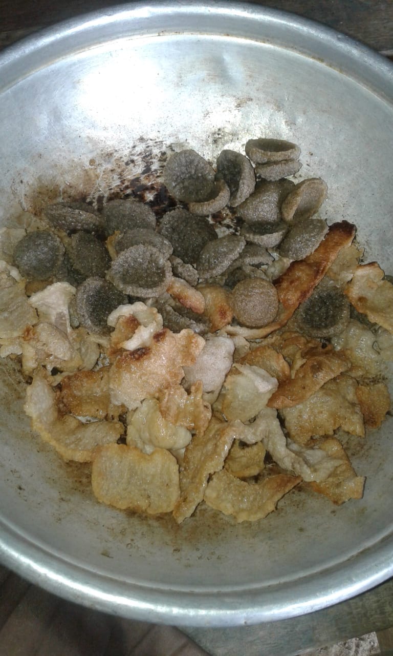 Kreatifitas Mahasiswa KKN PPM 1 Kelompok 43 UNIMAL di Tanah Pasir Dalam Pengolahan Hasil Alam