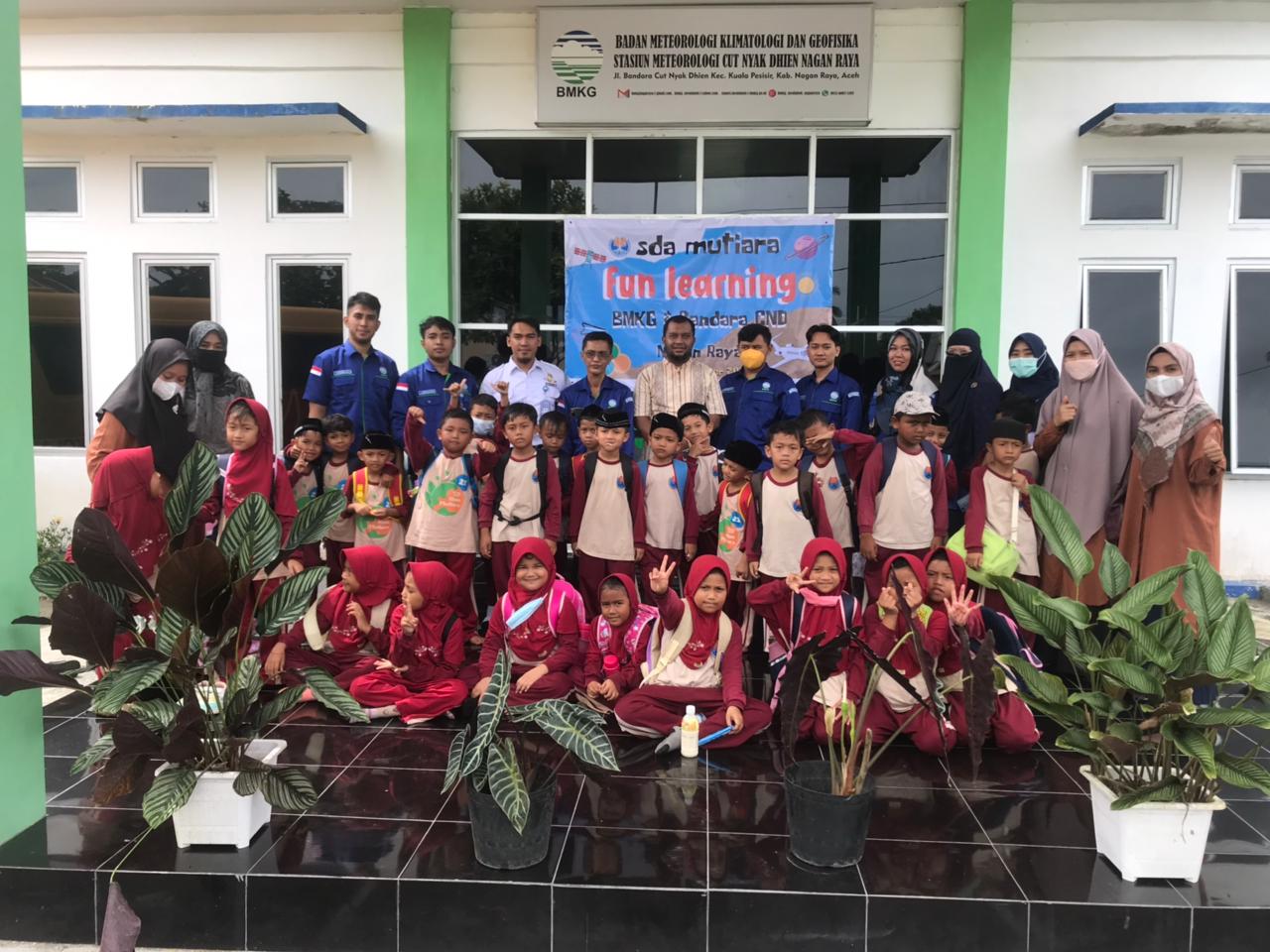 Keren! SD Alam Mutiara Lakukan Kunjungan Edukasi ke BMKG